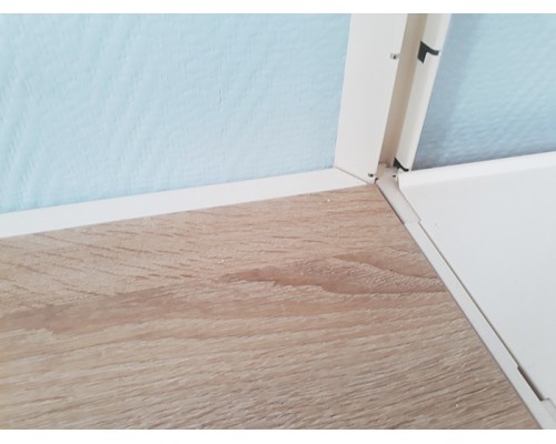 Заглушка полки ламинированной 600